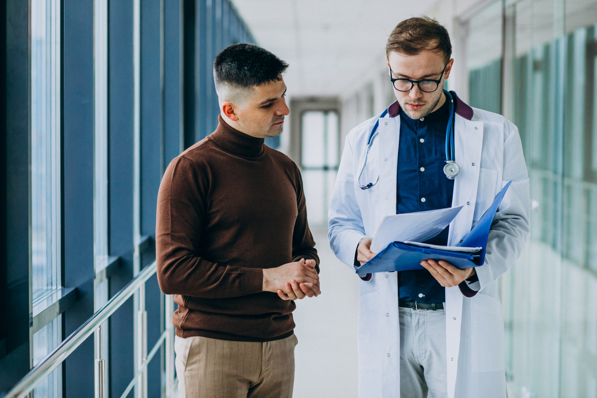 Orthopaedic second opinion and treatment decision support